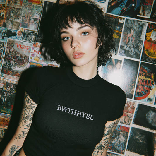 BWTHHYBL Crop Top